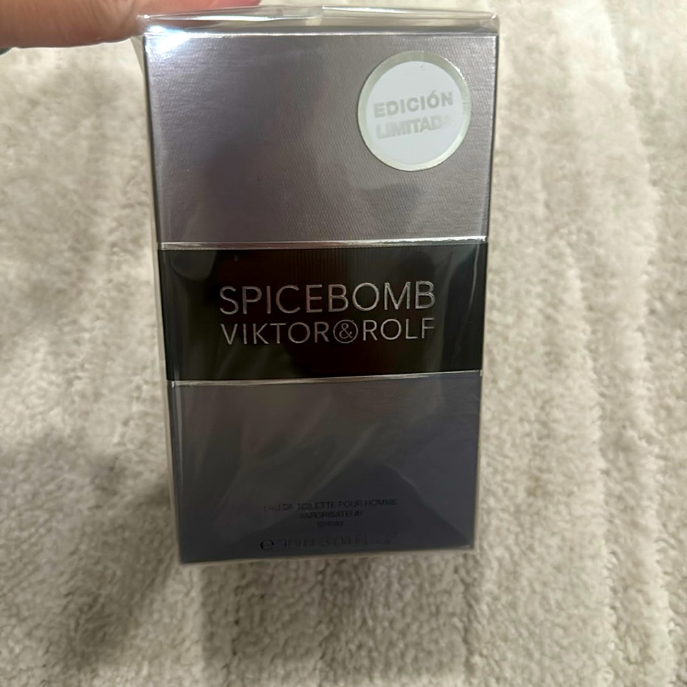 Spicebomb men’s cologne